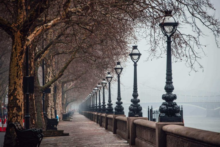 Thames path in Chelsea