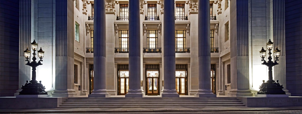 View of the Four Season entrance in London
